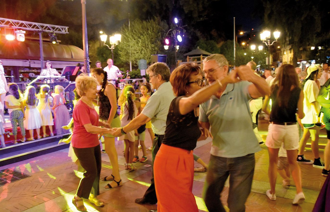 Le Bal du Marché at Marché de la Condamine