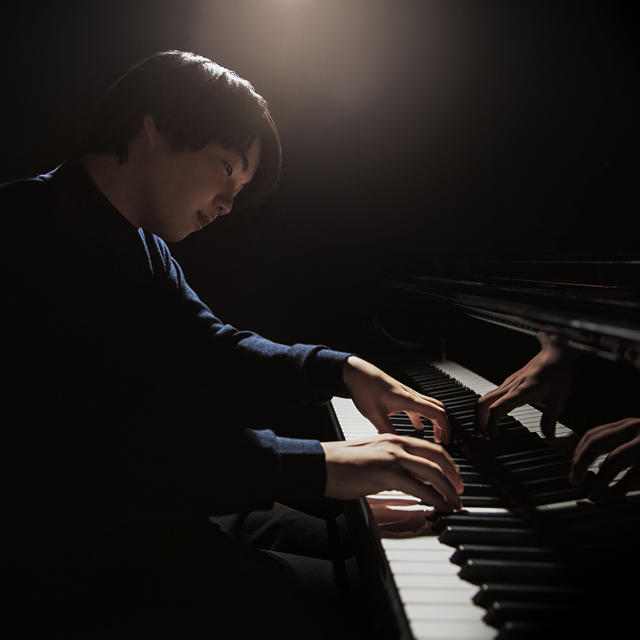Pianist Mao Fujita