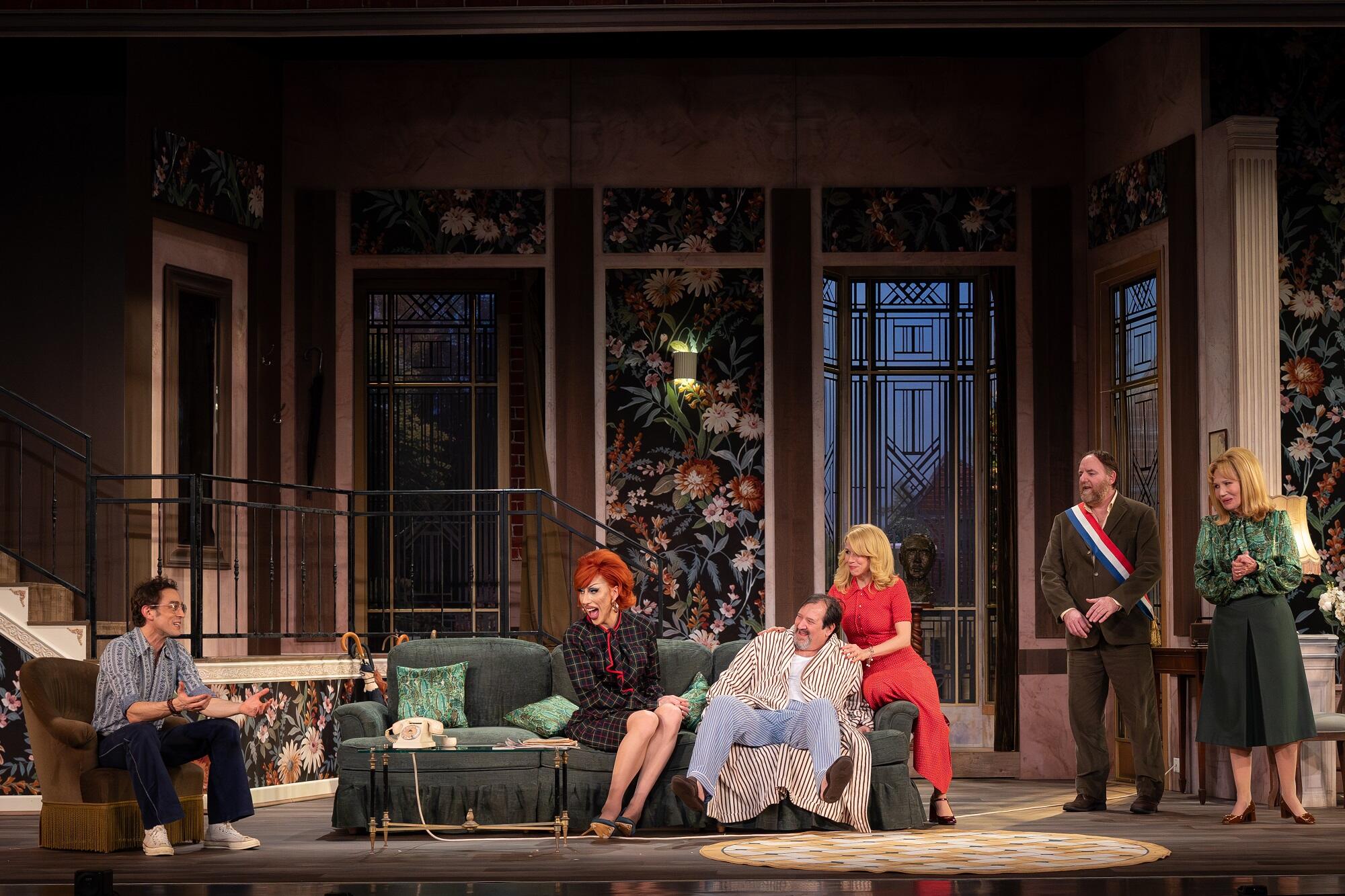 Potiche theatre production with Clémentine Célarié